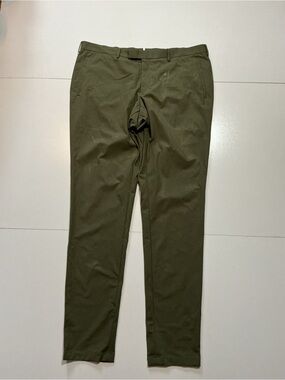 $165 NWOT Sene Studio SoHo FlexTech Limited Edition Olive Golf Athleisure Pants